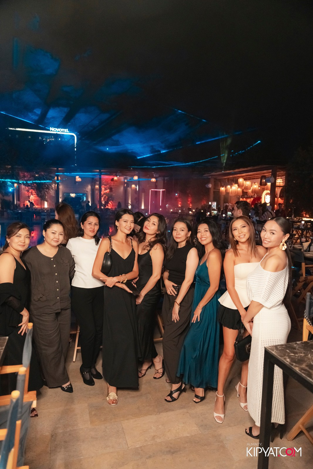 EDEN POOL & BAR. КИПЯТКОМ АЛМАТЫ!