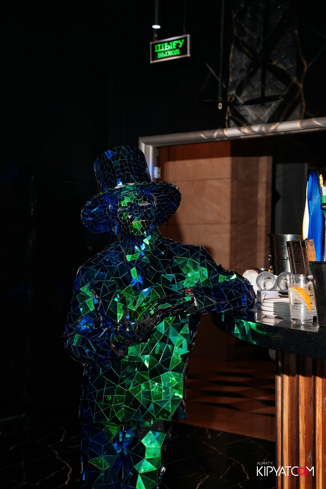 MOOD KARAOKE & TERRACE. КИПЯТКОМ АЛМАТЫ!