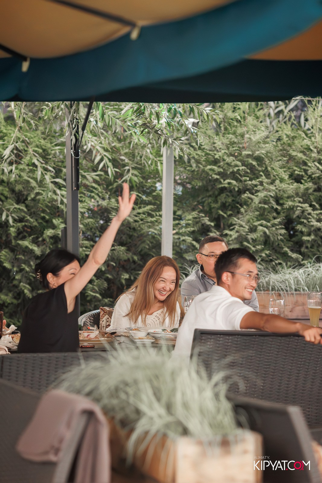 РЕСТОРАН EZO. КИПЯТКОМ АЛМАТЫ!