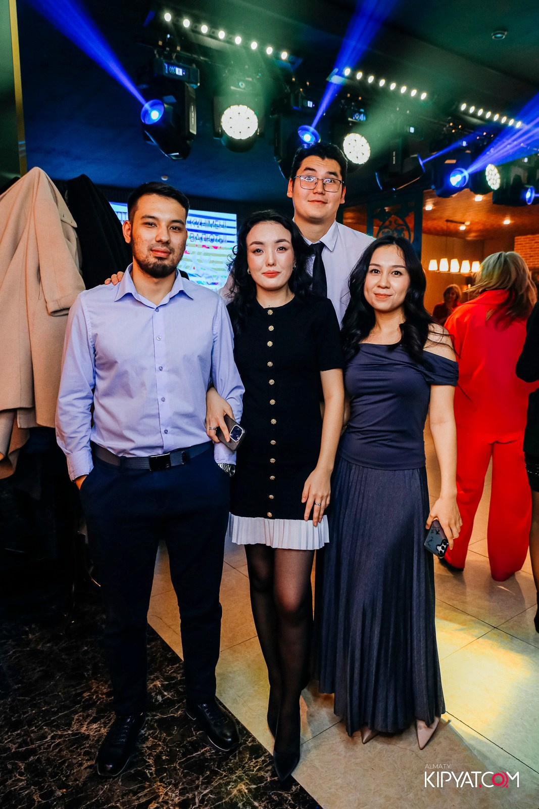 РЕСТОРАН ВЕСЕЛИДЗЕ НА ШЕВЧЕНКО. КИПЯТКОМ АЛМАТЫ!