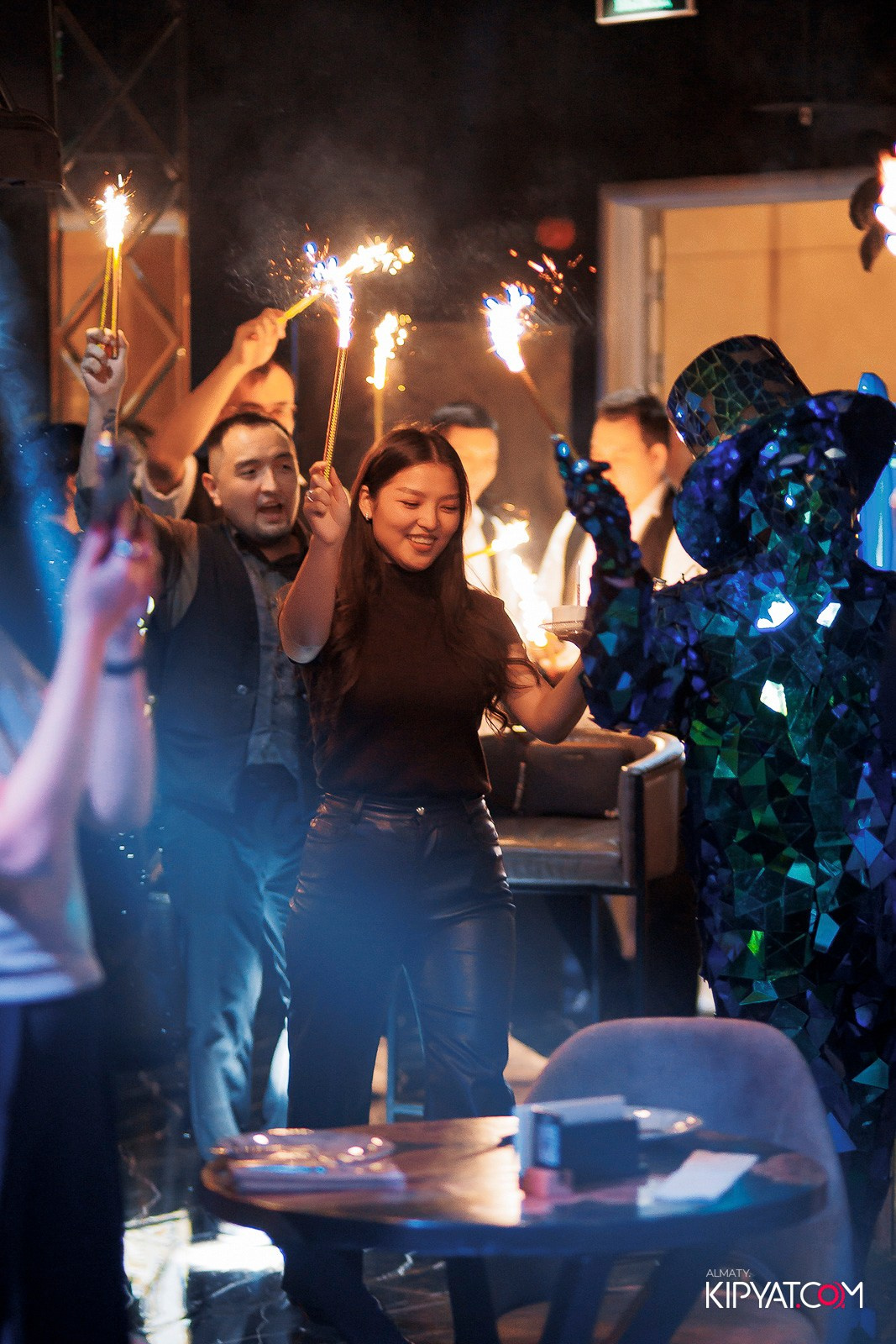 MOOD KAROKE & BAR. КИПЯТКОМ АЛМАТЫ! Фотосъемка мероприятий в Алматы