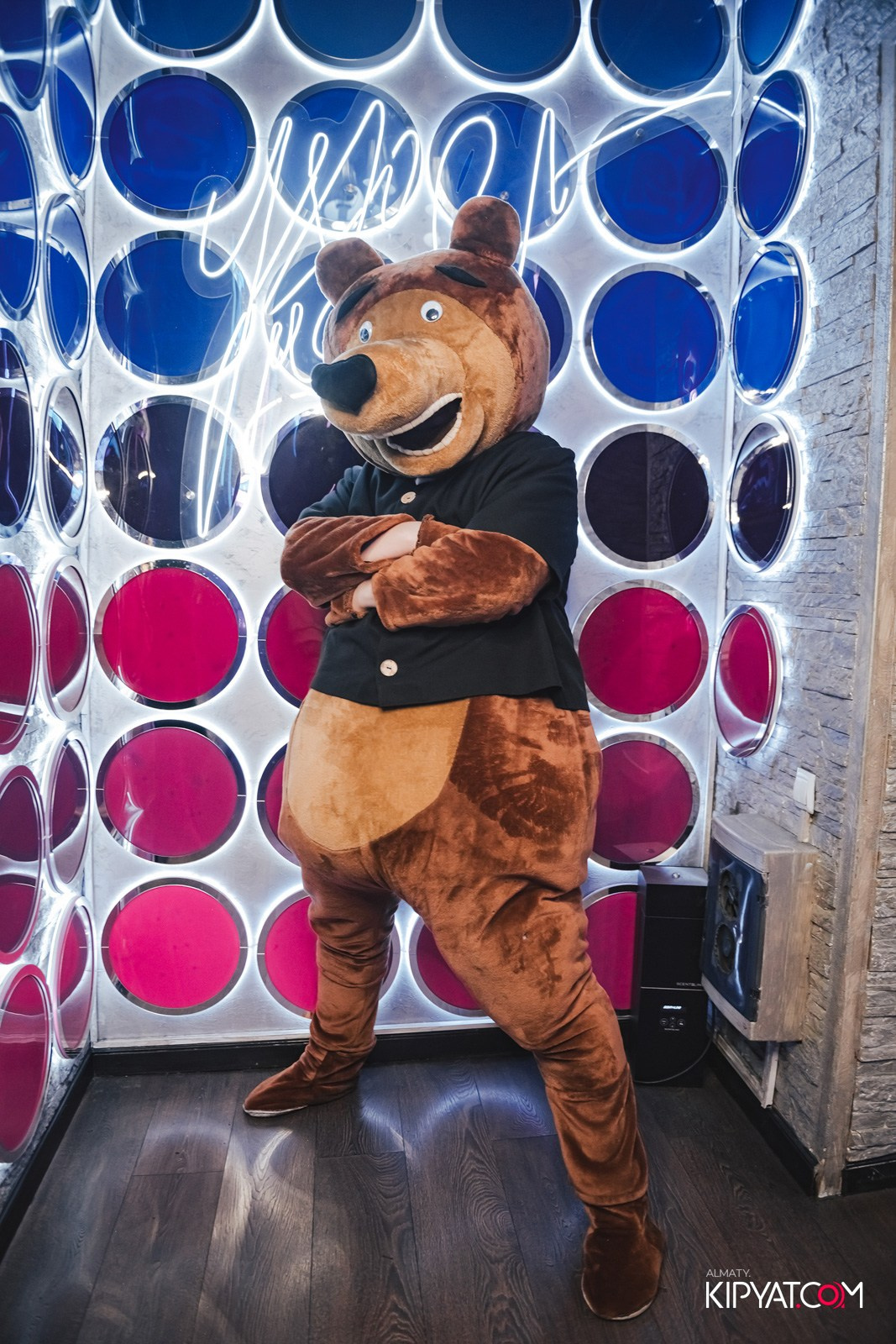 УХО И МЕДВЕДЬ НА ГАГАРИНА. КИПЯТКОМ АЛМАТЫ!