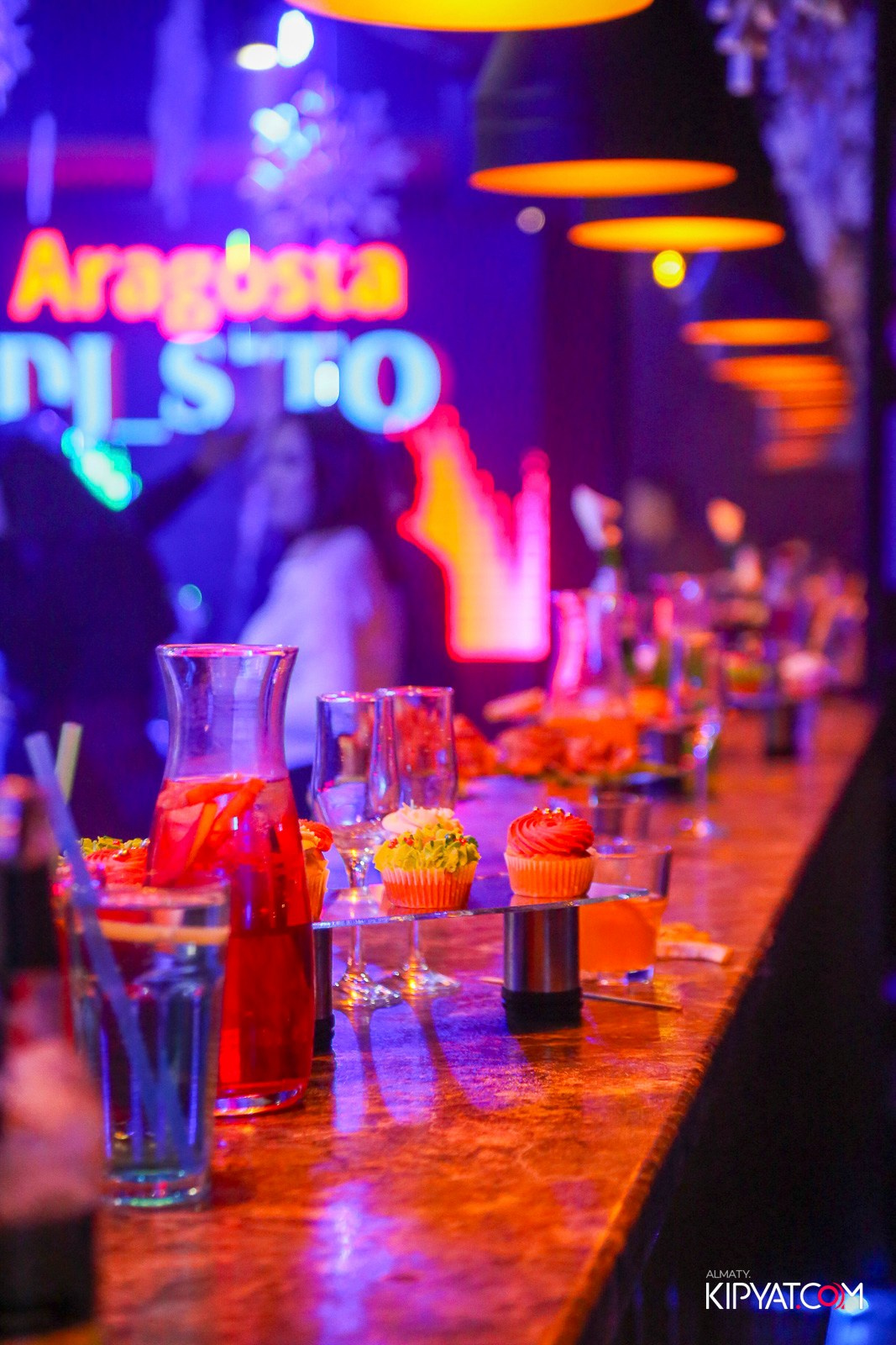 ARAGOSTA ДИСКО-БАР. КИПЯТКОМ АЛМАТЫ! Фотосъемка мероприятий в Алматы