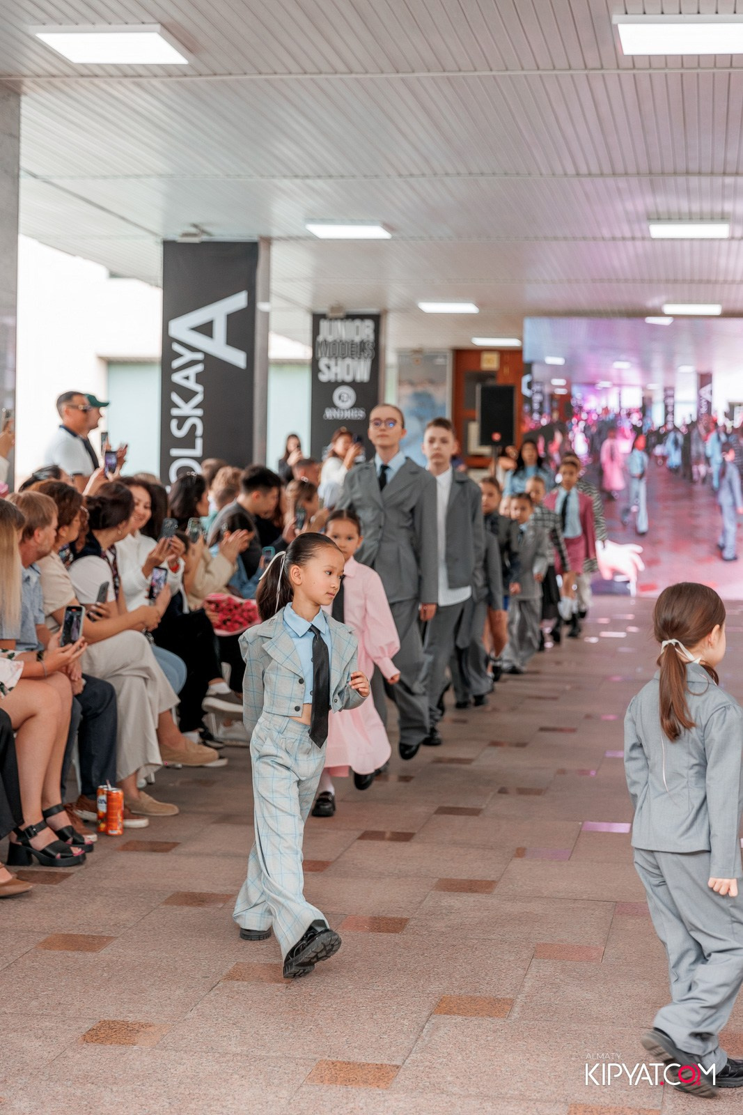 JUNIOR FASHION SHOW. КИПЯТКОМ АЛМАТЫ!