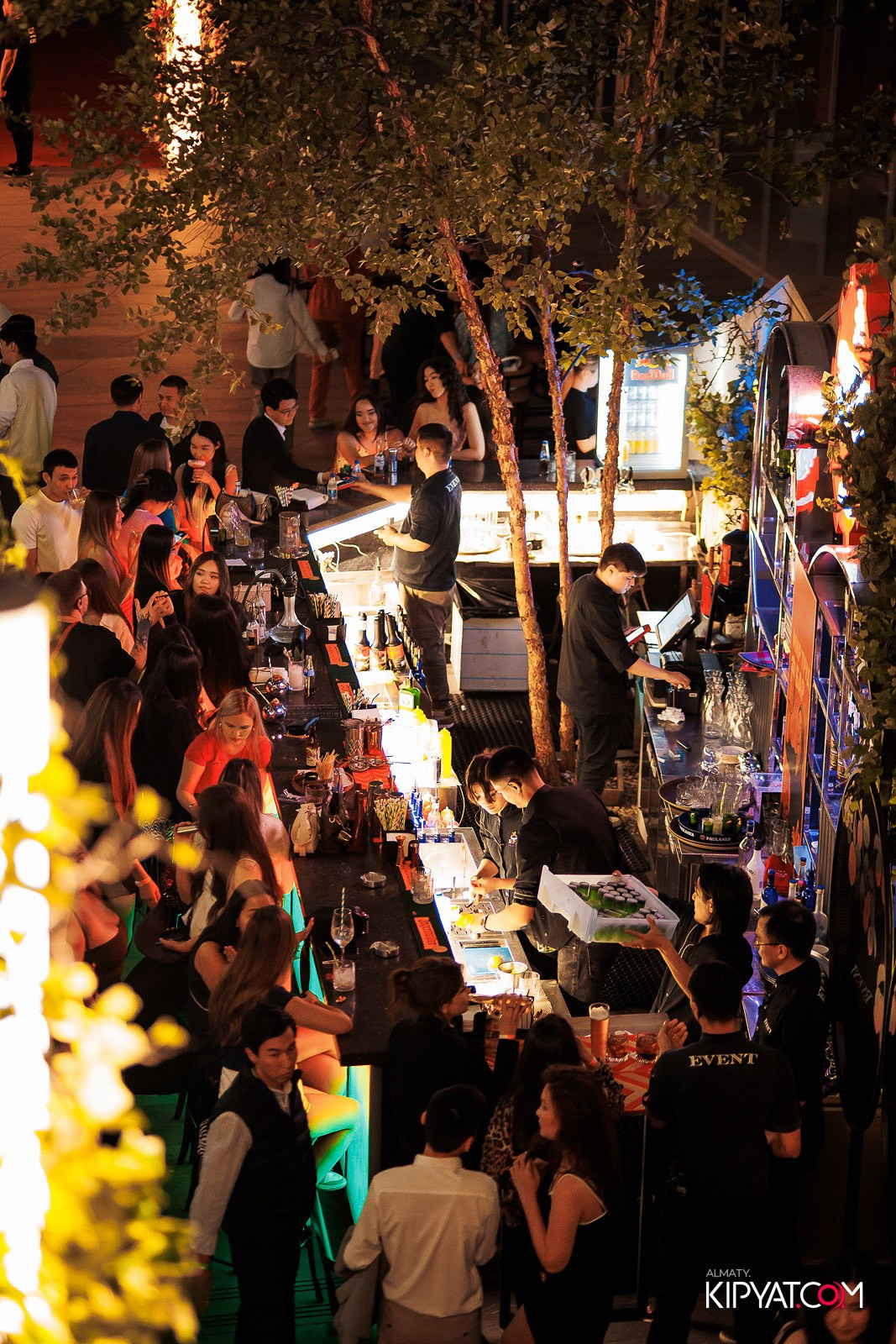 EVENT BAR. КИПЯТКОМ АЛМАТЫ!