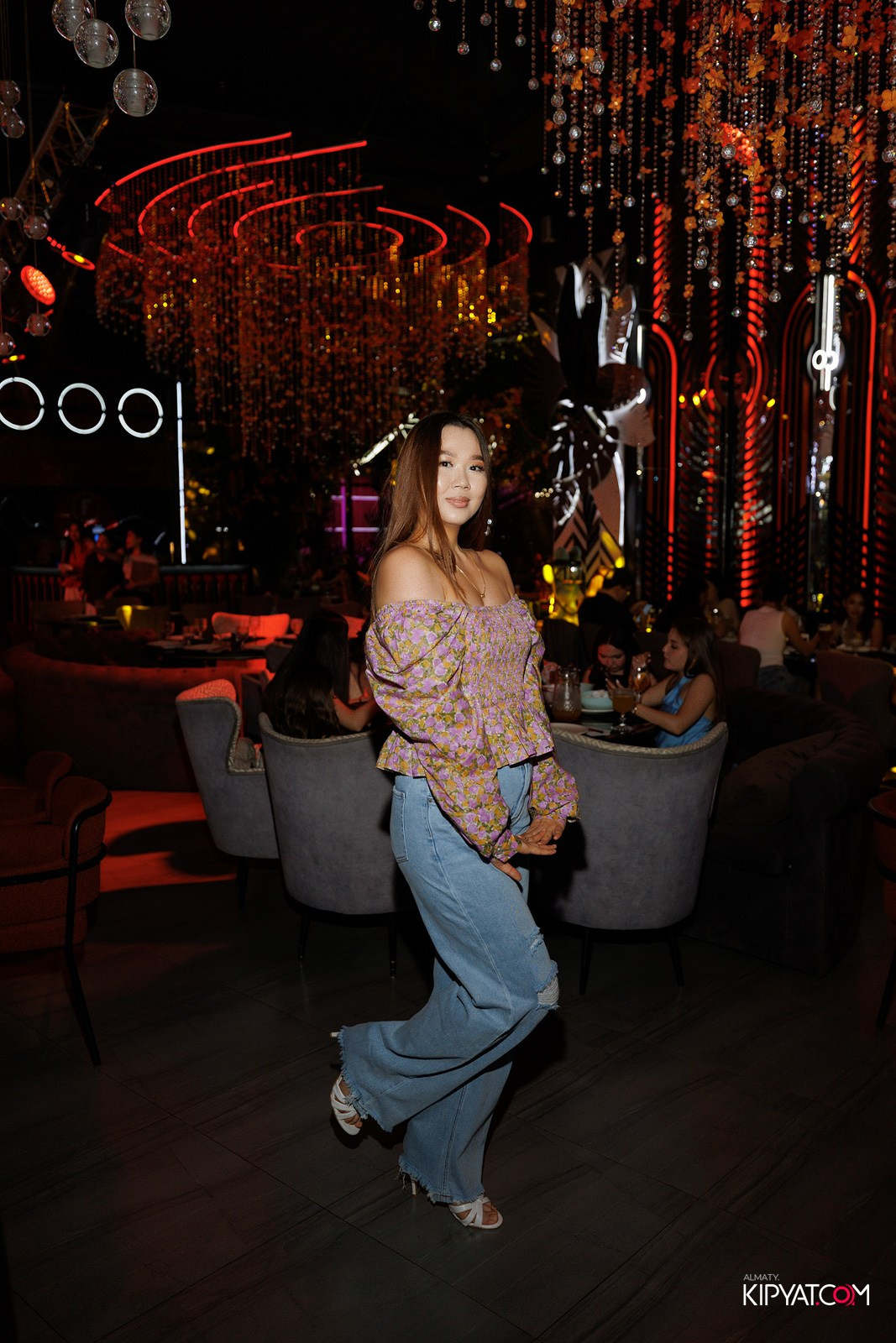 FRIENDS BAR & TERRACE. КИПЯТКОМ АЛМАТЫ! Фотосъемка мероприятий в Алматы