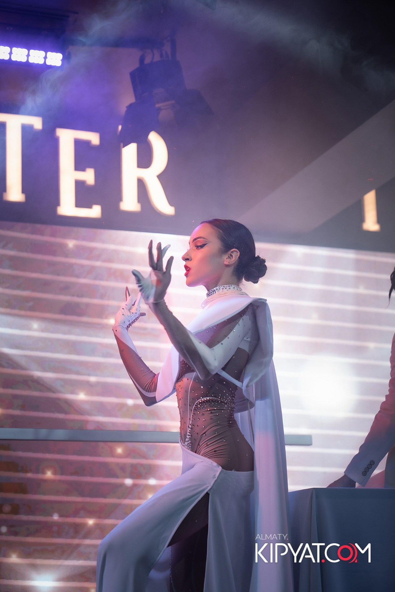 THE THEATER. КИПЯТКОМ АЛМАТЫ!