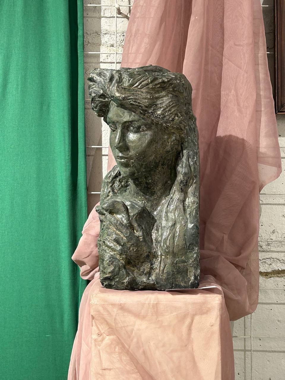 Скульптура. Художница в Москве