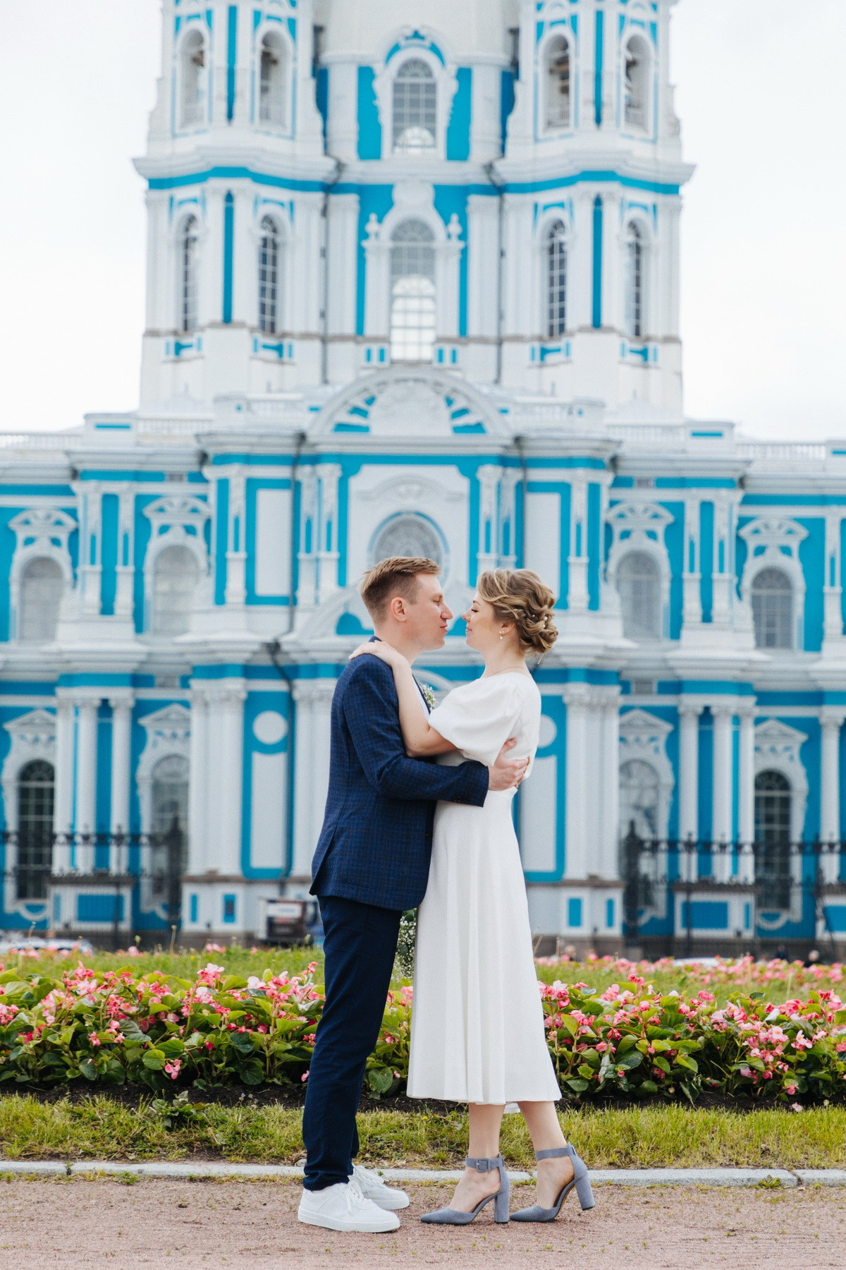 Небольшая свадебная прогулка по Питеру, фотограф Денис Дорфф. Фотограф крещение венчание в Петербурге! Помогает подобрать храм и посоветовал душевного батюшку в СПб