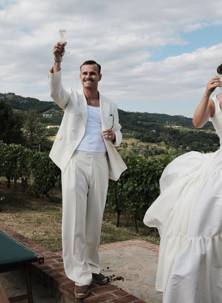 Образы на утро невесты и жениха. Свадебный видеограф и фотограф в Москве Никонова Анна