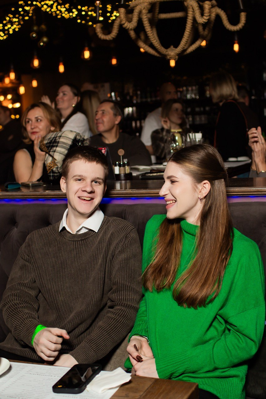 LЮSTRA bar 10.12.2025. Московская кавер-группа BankBand