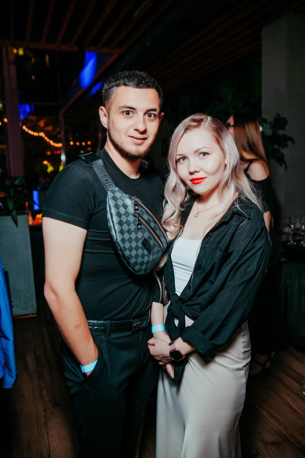 Презентация «Iphone 15». Свадебный и детский фотограф в Волгограде Слава Белов