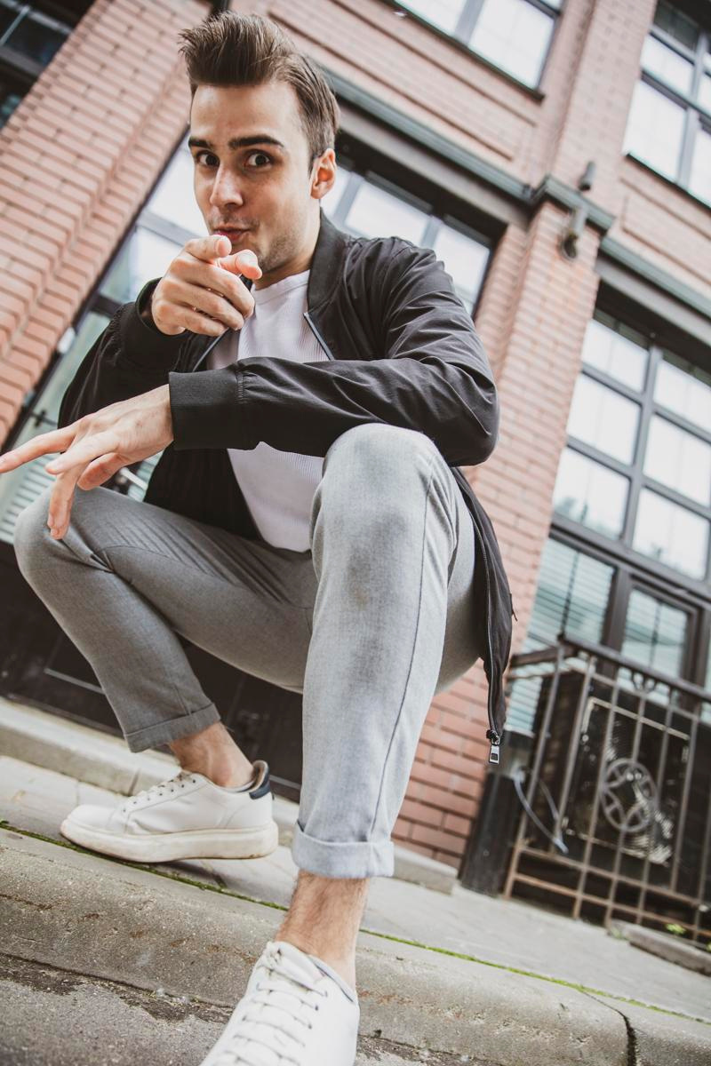 МУЖЧИНЫ. Female and male photographer Katya Hans in Moscow