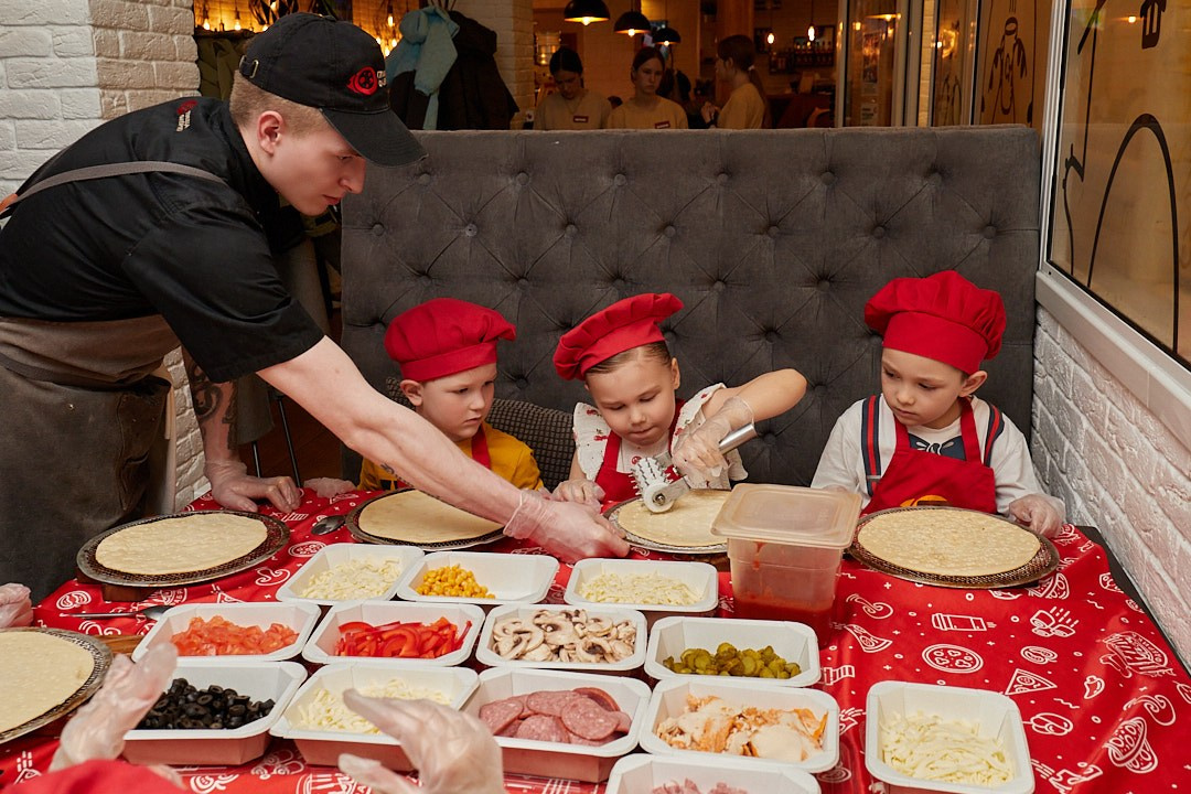 День Рождение Софии в «Пицца Фабрика». Фотограф Никонова Софья