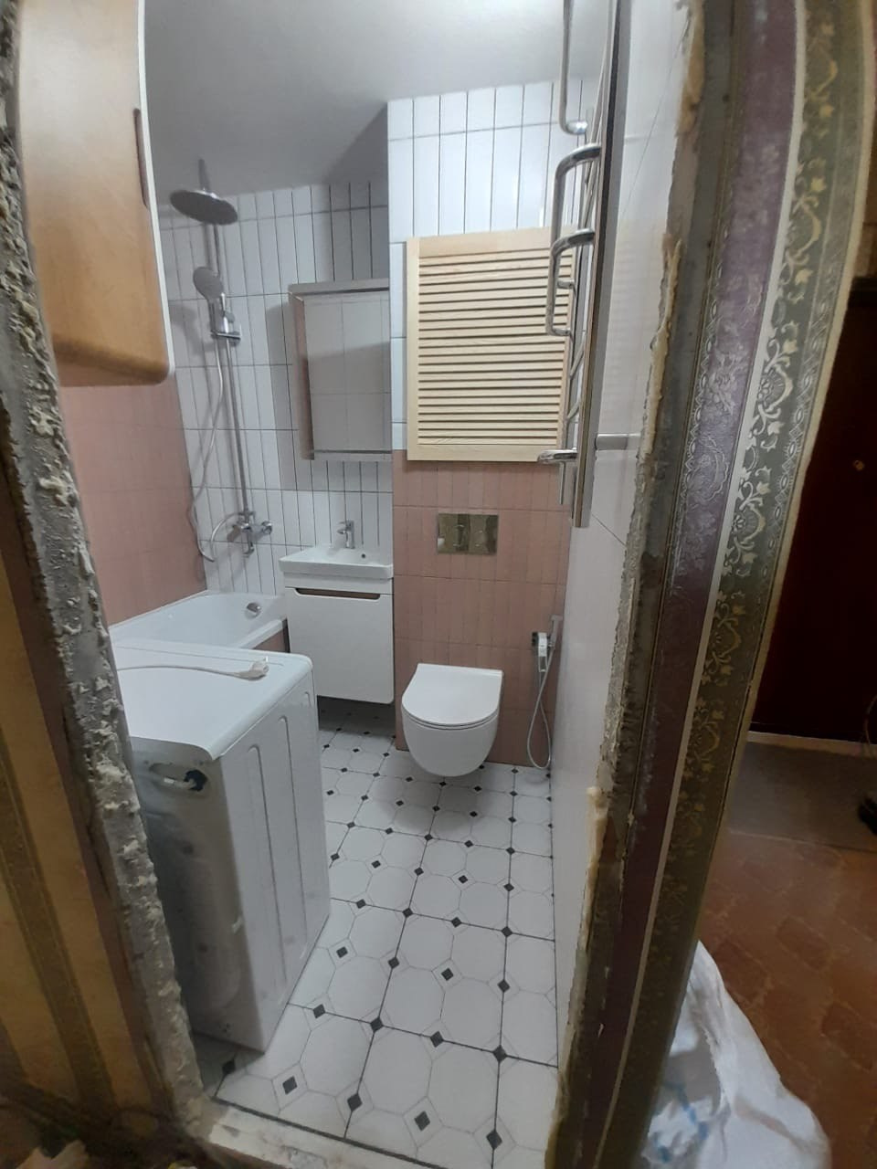 Ванная комната (ул. Минская д. 28). Ремонт санузла, туалета, ванной под ключ в Казани. Укладка плитки