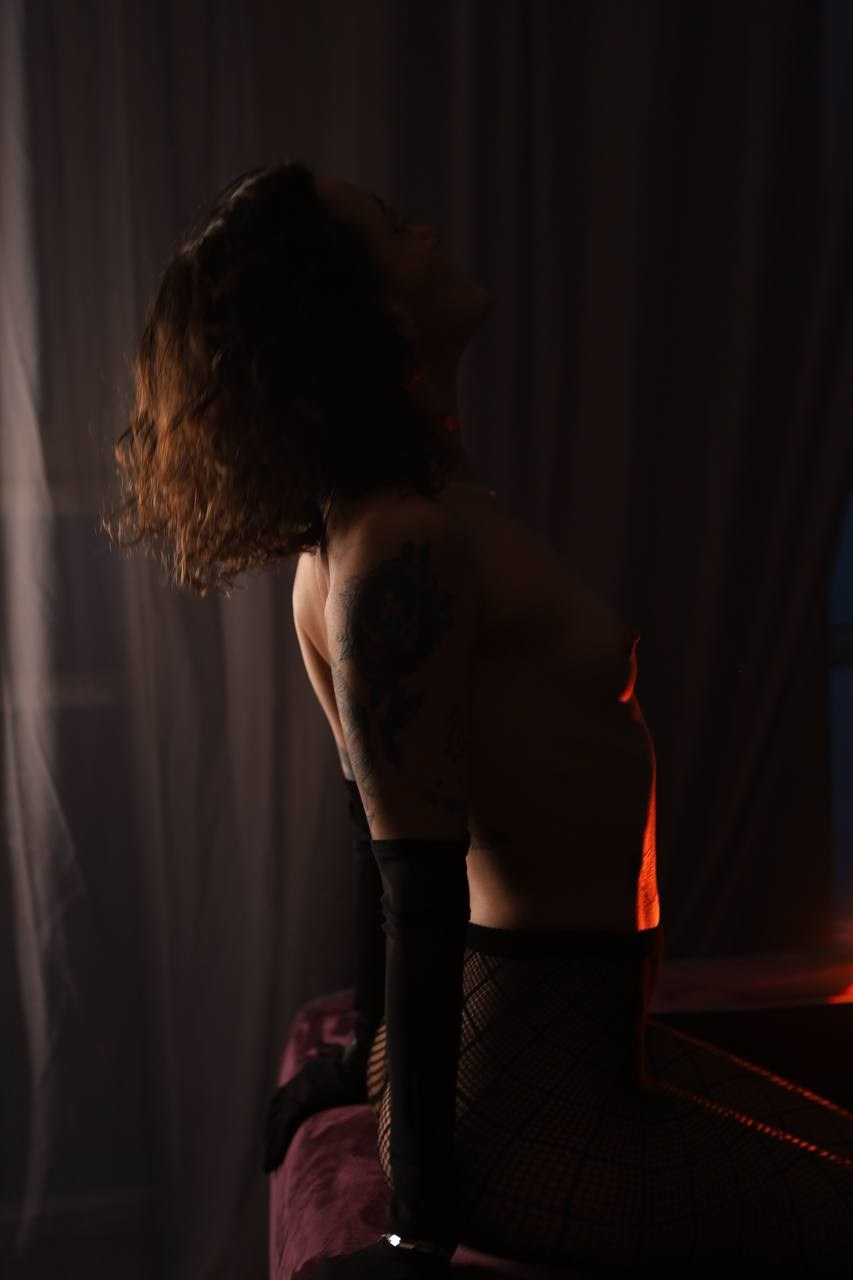 Nude photo. Фотограф САРАТОВ