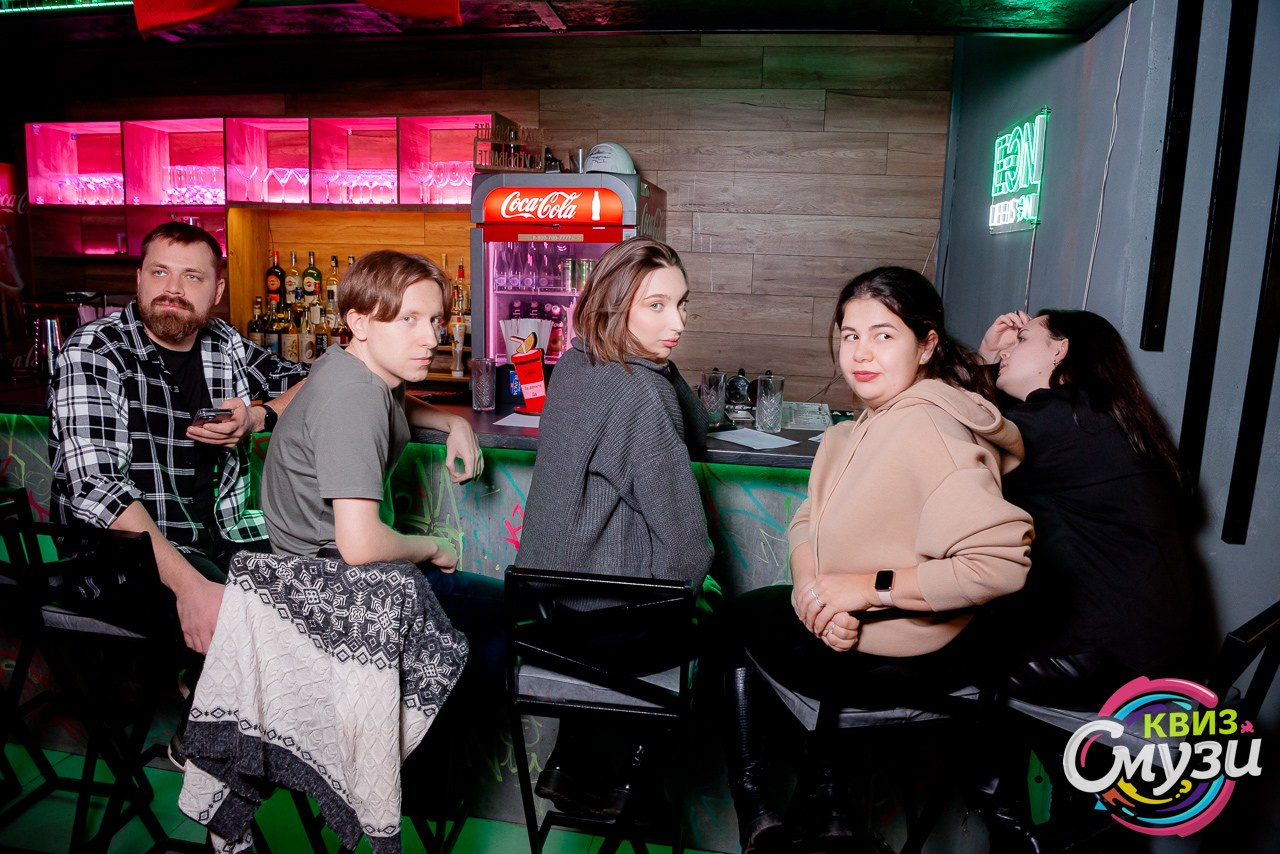 КВИЗ СмузиКвиз в баре Roof. Фотограф в Волгограде и Волжском Александр Горбань