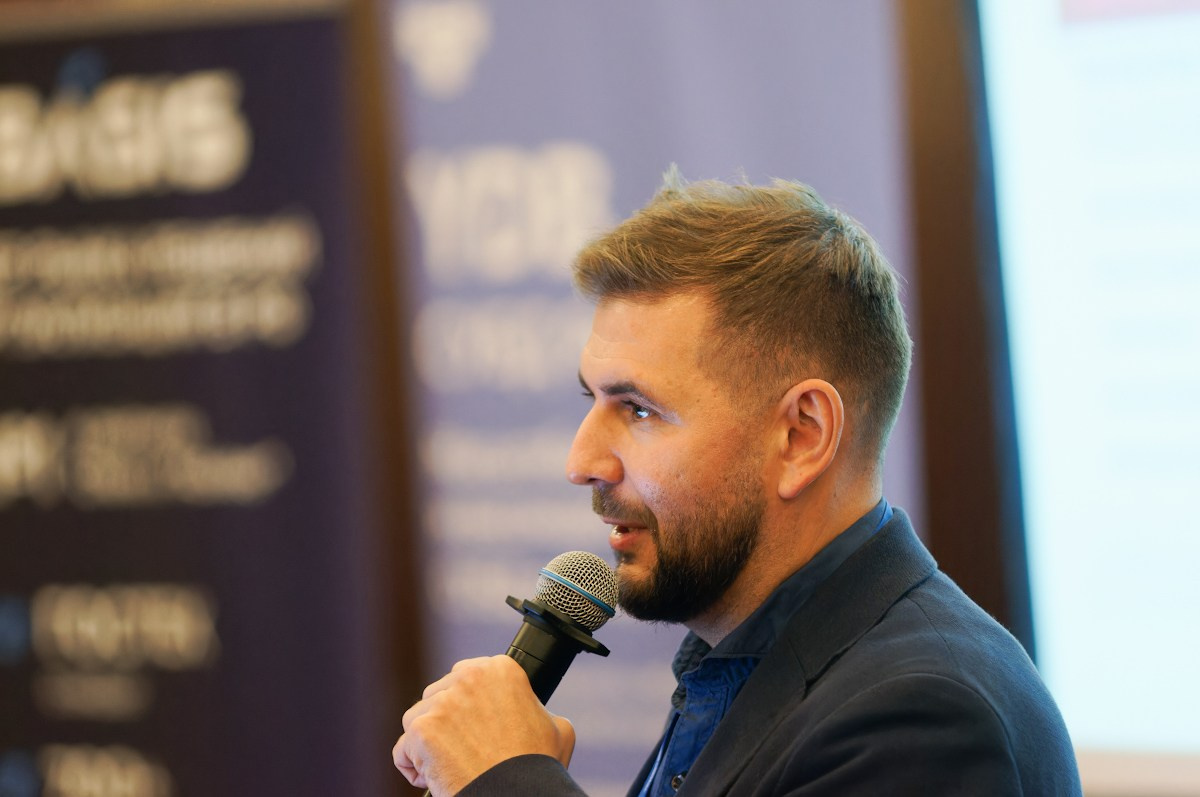 CNEWS FORUM в Radisson Hotel Slavyanskaya. Репортажный фотограф в Москве Артём Соболев