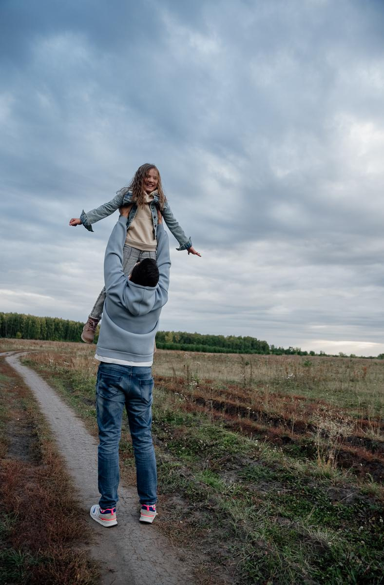 Семейная фотосессия (природа). Семейный фотограф Тюмень