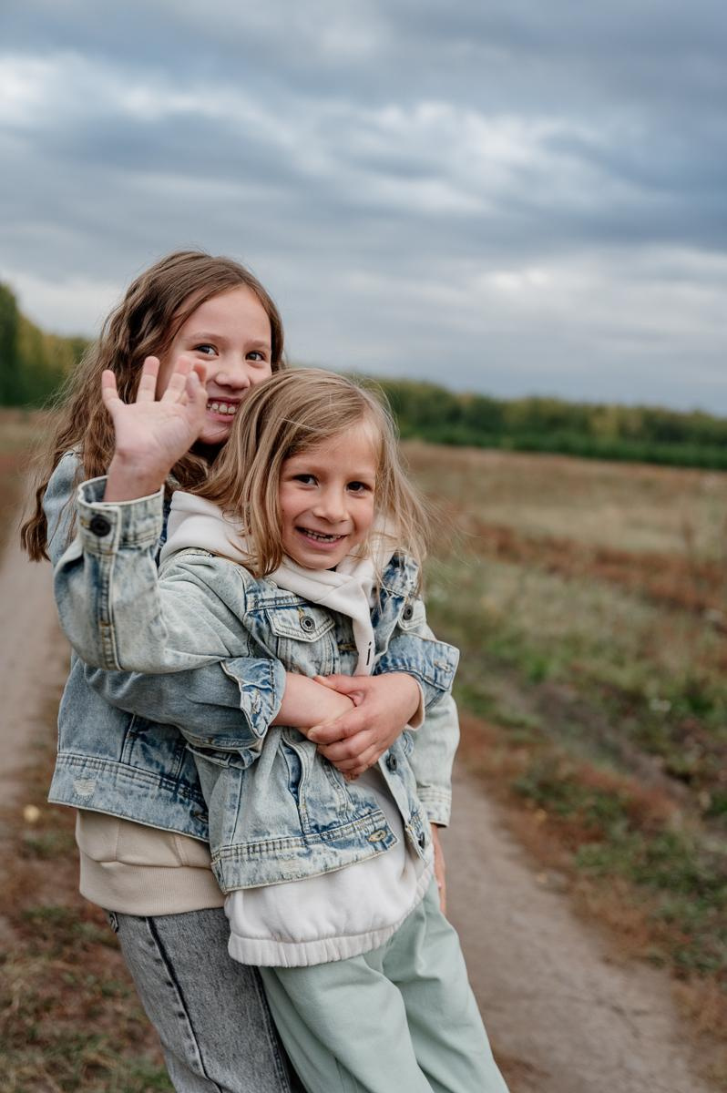 Семейная фотосессия (природа). Семейный фотограф Тюмень