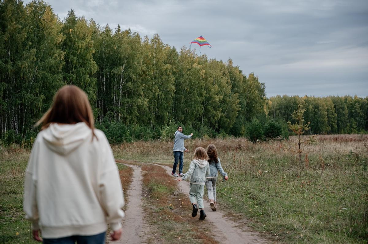 Семейная фотосессия (природа). Семейный фотограф Тюмень