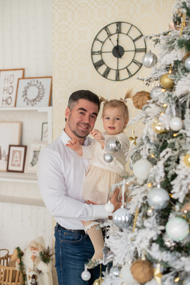 Новогодняя фотосессия (студия). Семейный фотограф Тюмень