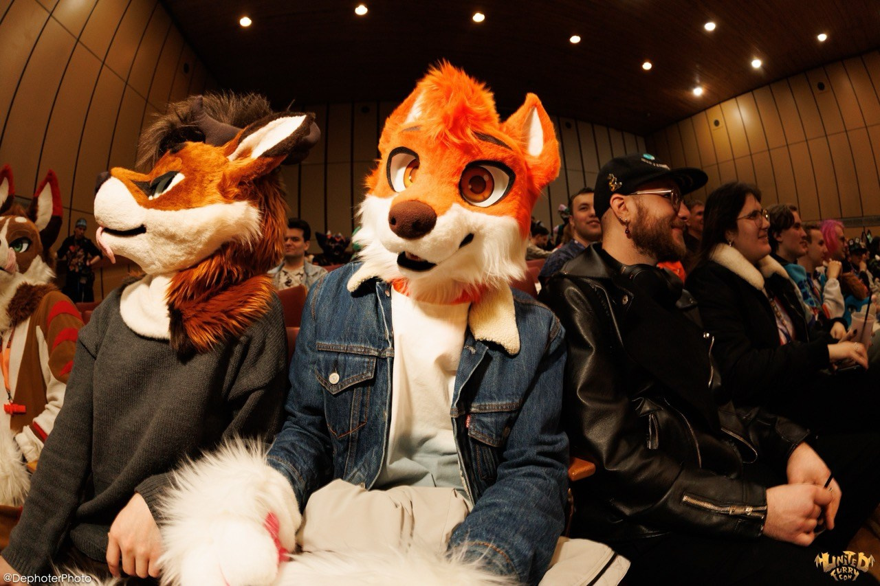 United Furry Convention 2026. Различные мероприятия и просто фотографии людей