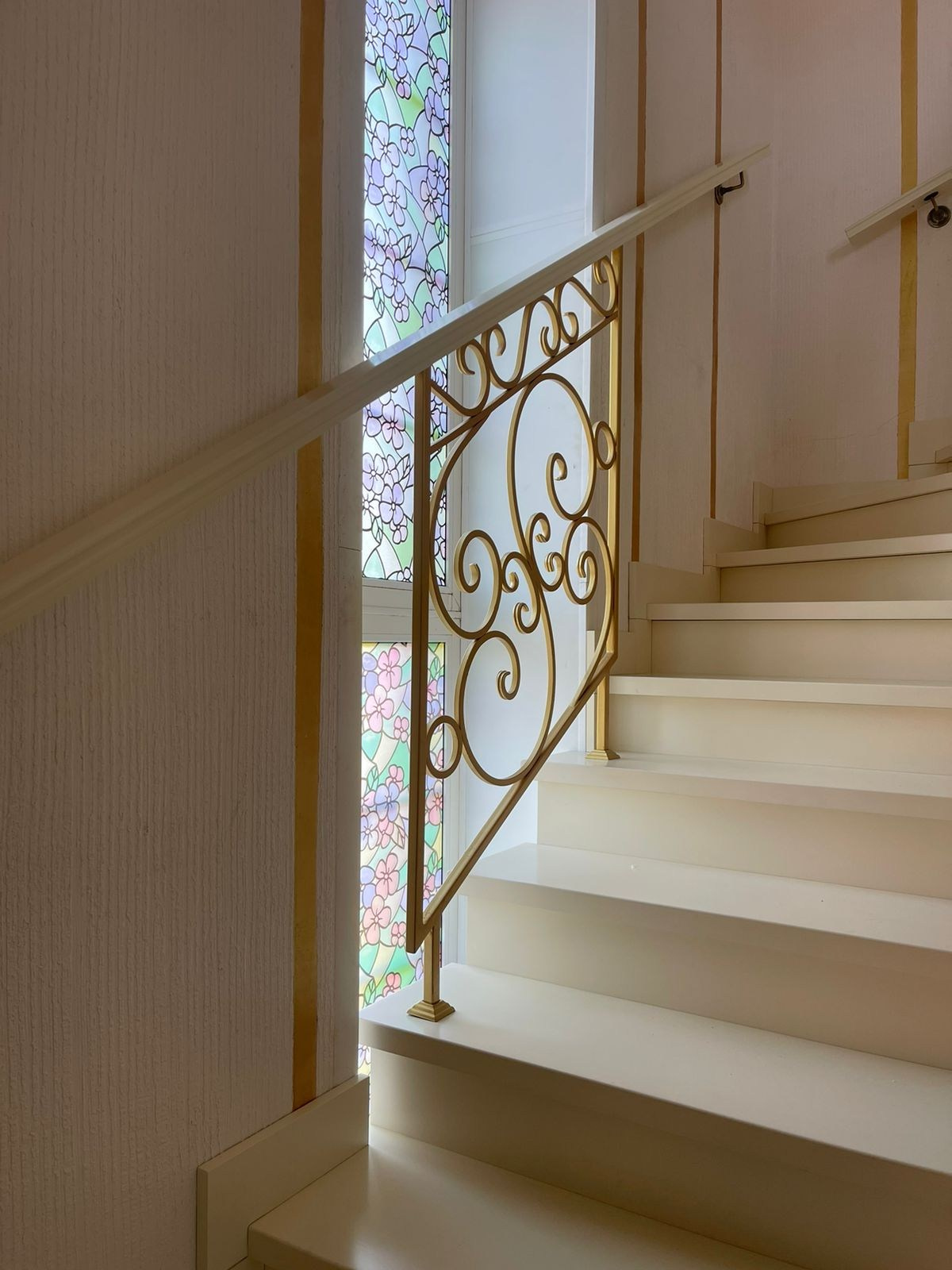 Лестница Барокко. Столярное производство Камыши-Хвощи