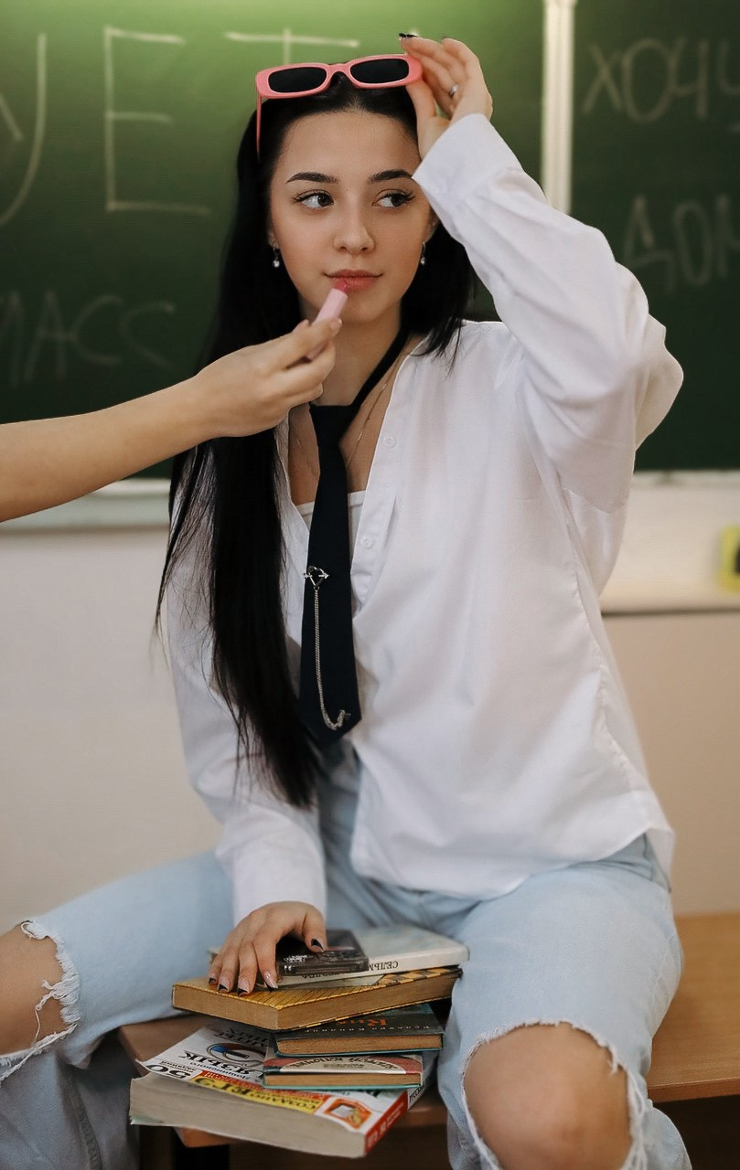 Снежа в школе. V I KA P H O T O