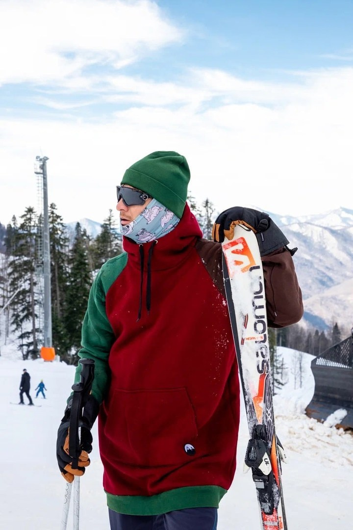 Индивидуальное обучение горным лыжам. Инструкторы по горным лыжам и сноуборду Сочи Красная Поляна. Горнолыжная школа