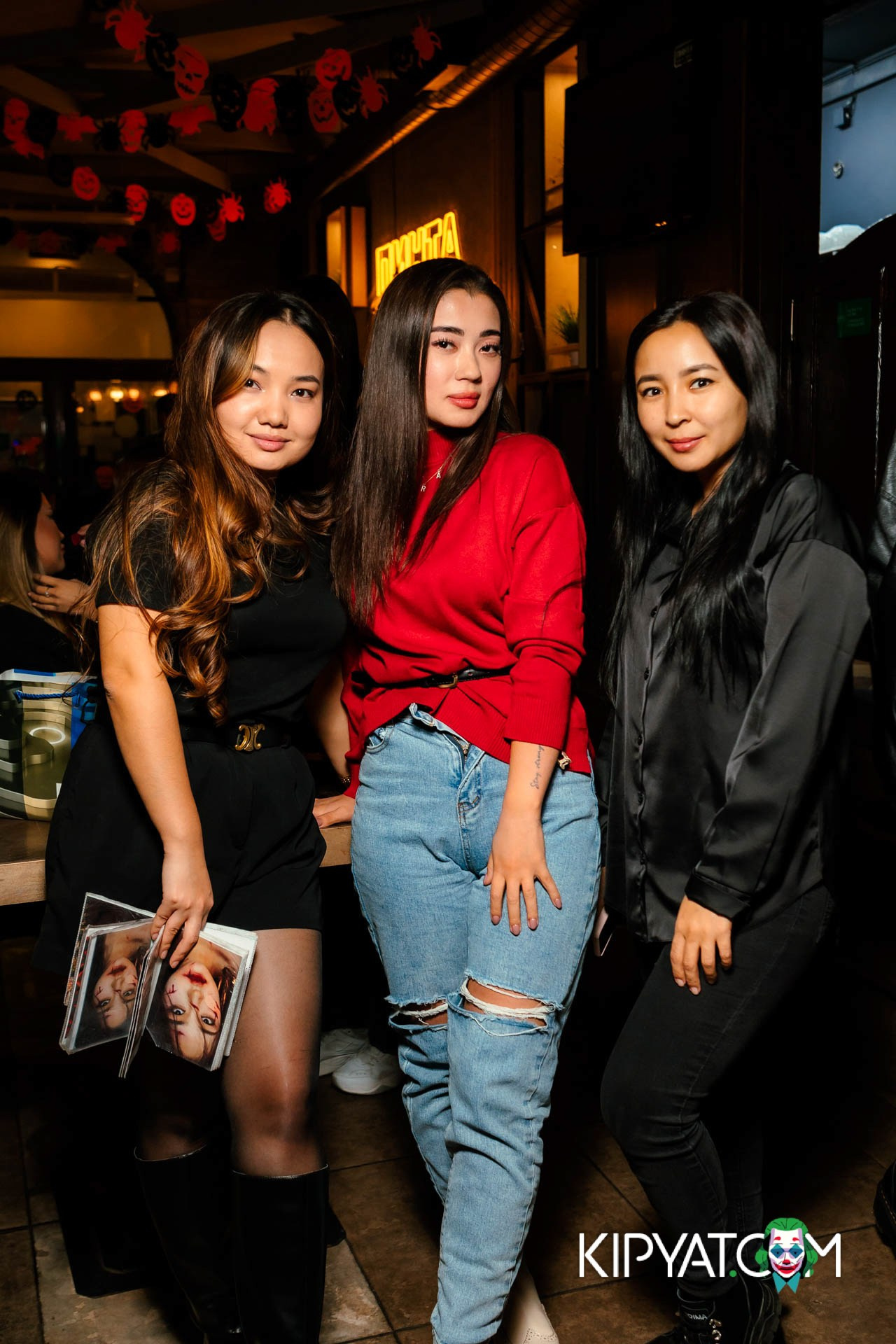 ПИНТА НА АУЭЗОВА. КИПЯТКОМ АЛМАТЫ!