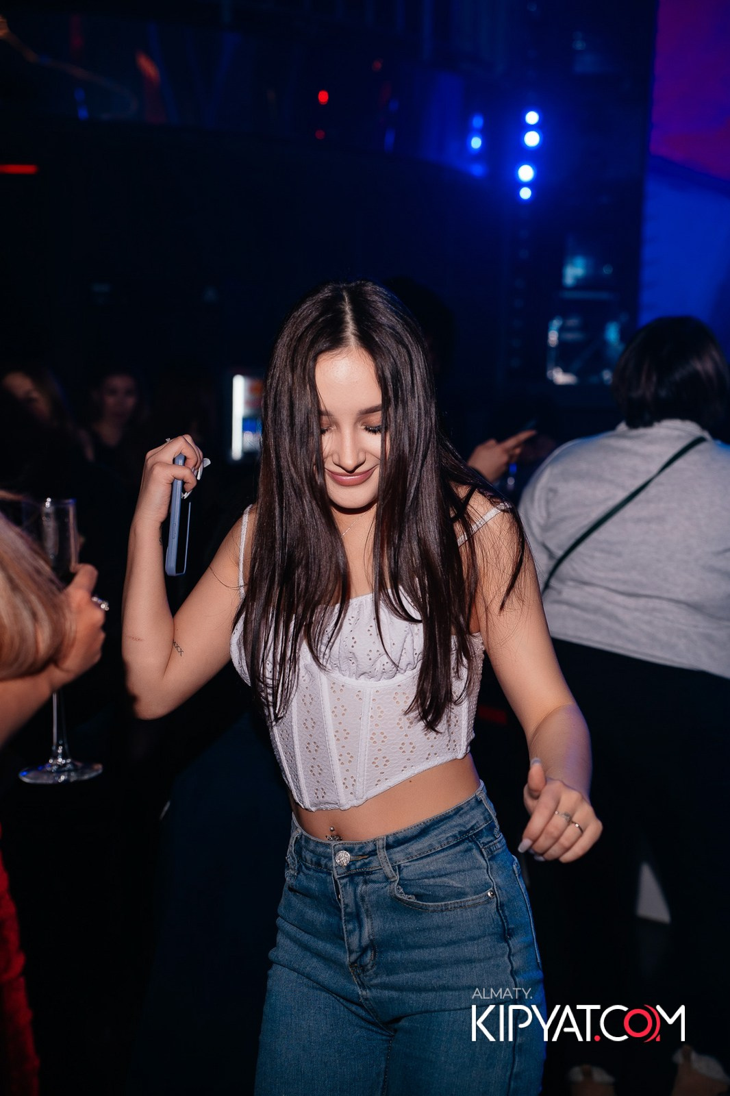 SANTA BARBARA — ВЫСТУПЛЕНИЕ LIZWI. КИПЯТКОМ АЛМАТЫ!