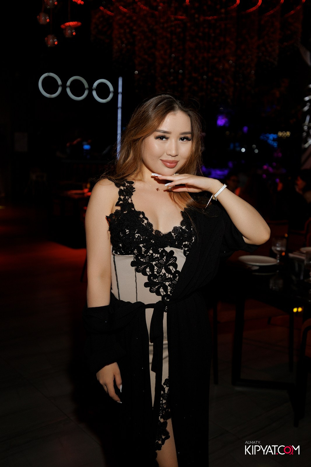 FRIENDS BAR & TERRACE. КИПЯТКОМ АЛМАТЫ! Фотосъемка мероприятий в Алматы