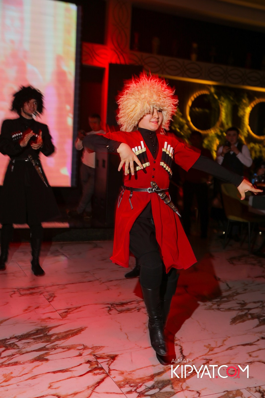 РЕСТОРАН РАХАТ. КИПЯТКОМ АЛМАТЫ!