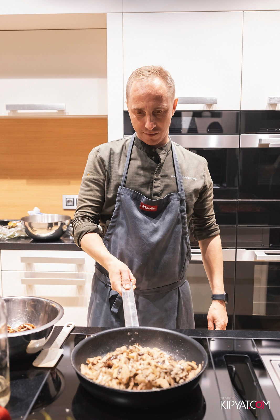 МАСТЕР-КЛАСС MIELE. КИПЯТКОМ АЛМАТЫ!