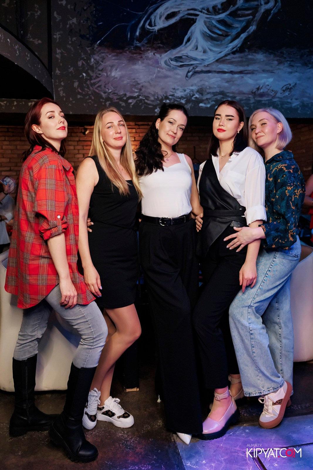 МУЗЫКАЛЬНОЕ ЛОТО В HIT RETRO. КИПЯТКОМ АЛМАТЫ! Фотосъемка мероприятий в Алматы