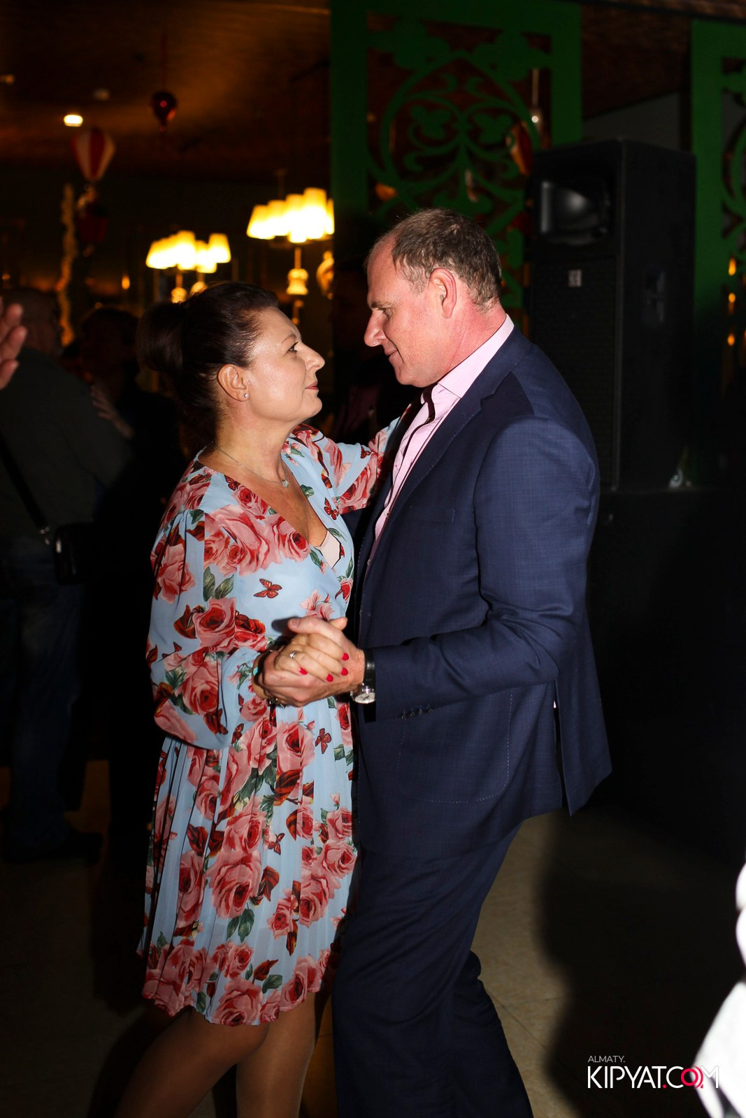 РЕСТОРАН ВЕСЕЛИДЗЕ НА ШЕВЧЕНКО. КИПЯТКОМ АЛМАТЫ! Фотосъемка мероприятий в Алматы