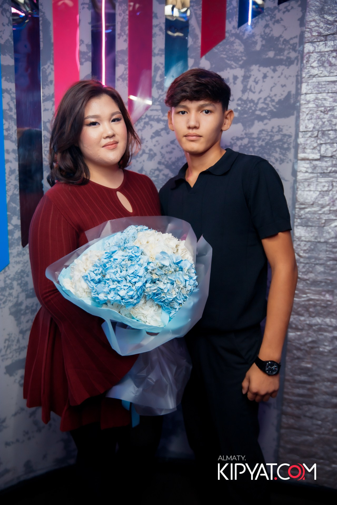 Ухо и Медведь на Гагарина. КИПЯТКОМ АЛМАТЫ!