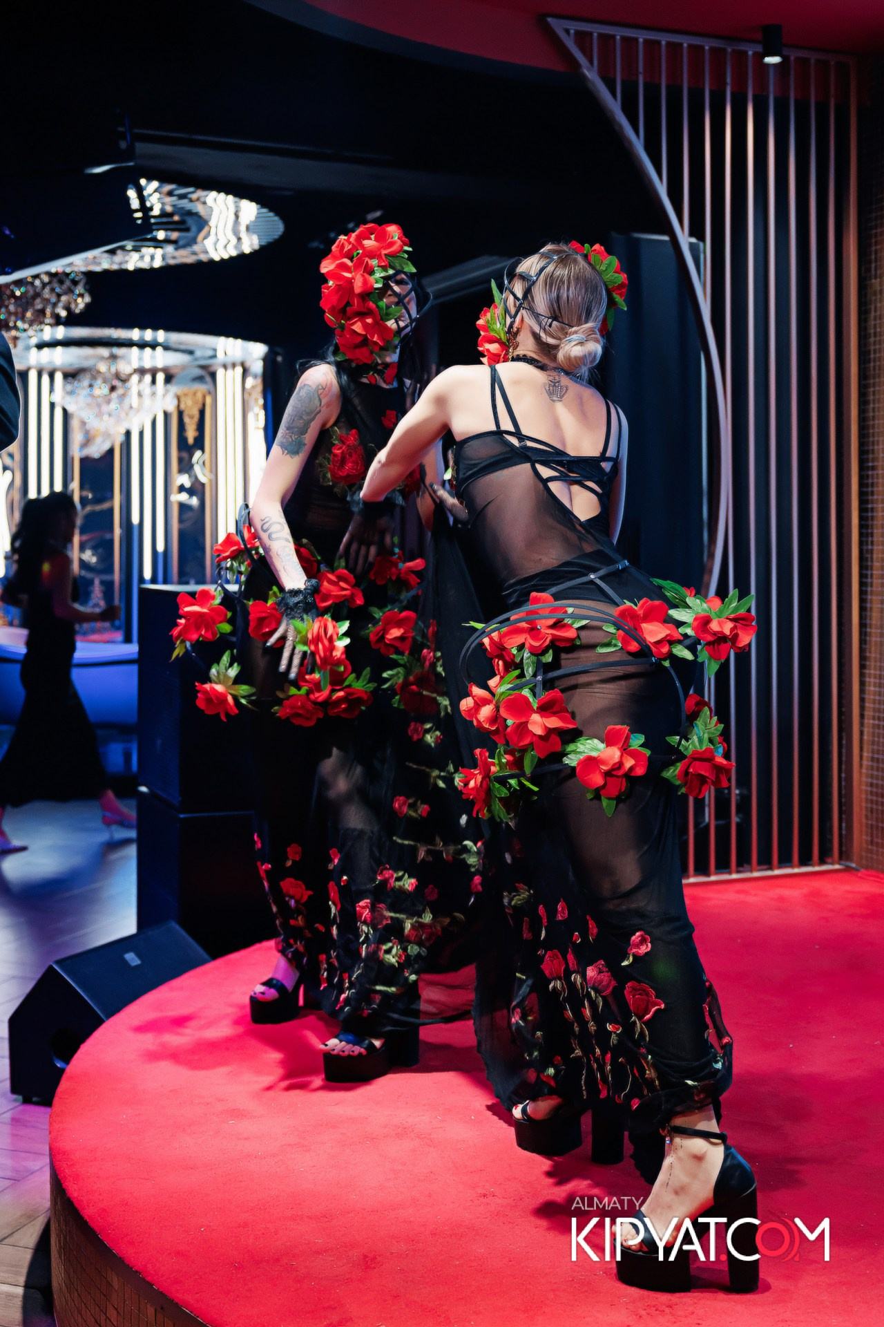 ЗАЯ, НА БИС!. КИПЯТКОМ АЛМАТЫ!