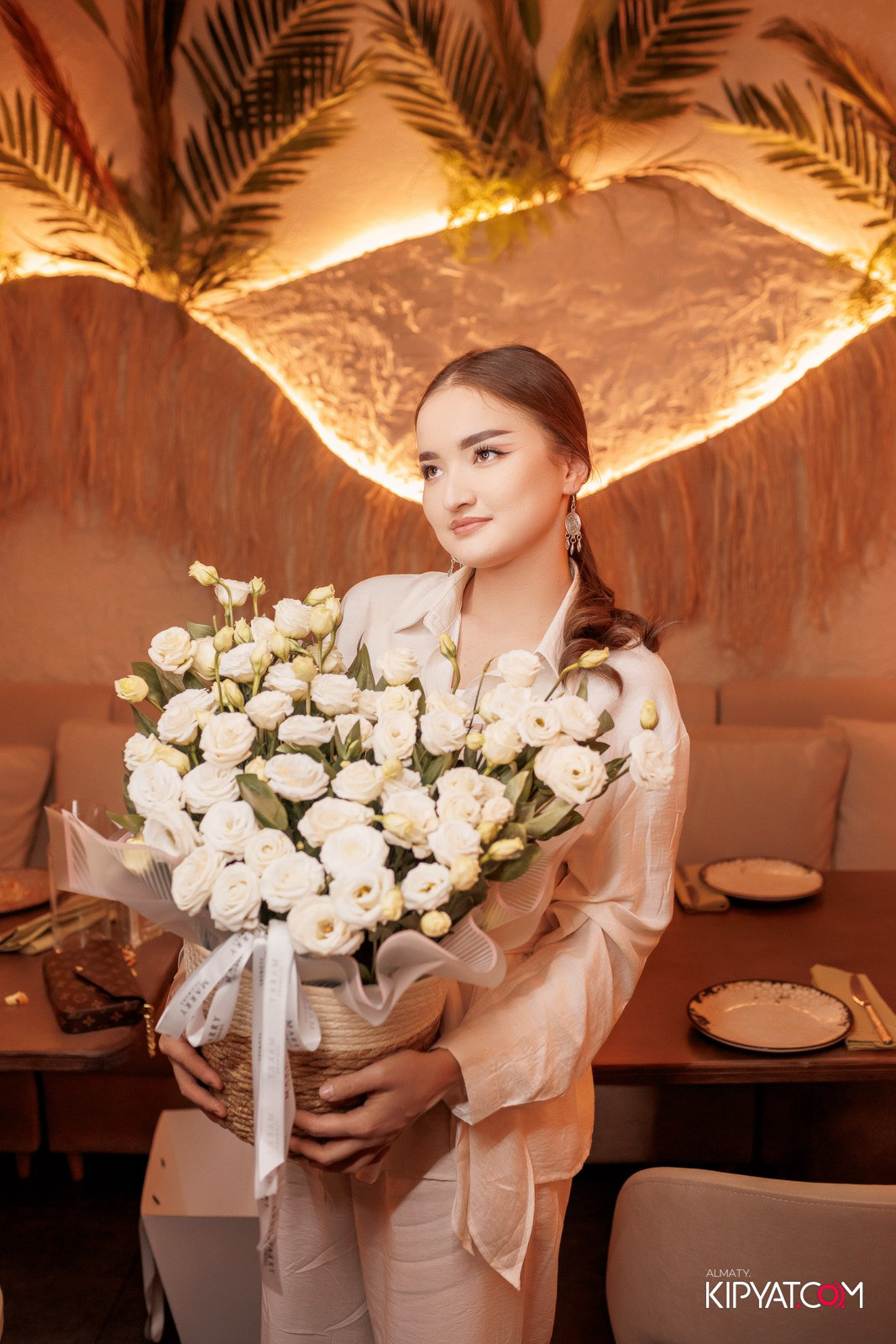 BAY RESTAURANT & BAR. КИПЯТКОМ АЛМАТЫ!