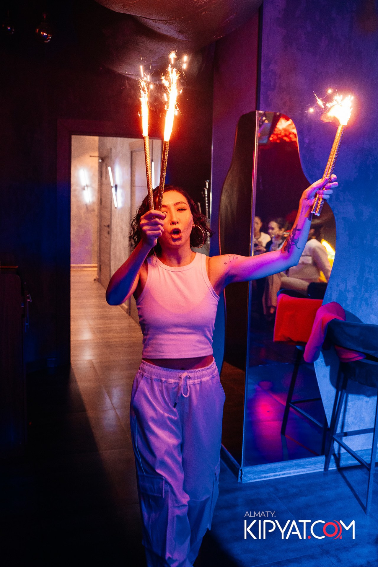 ДОРОГАЯ, Я НА ПИЛ. КИПЯТКОМ АЛМАТЫ!