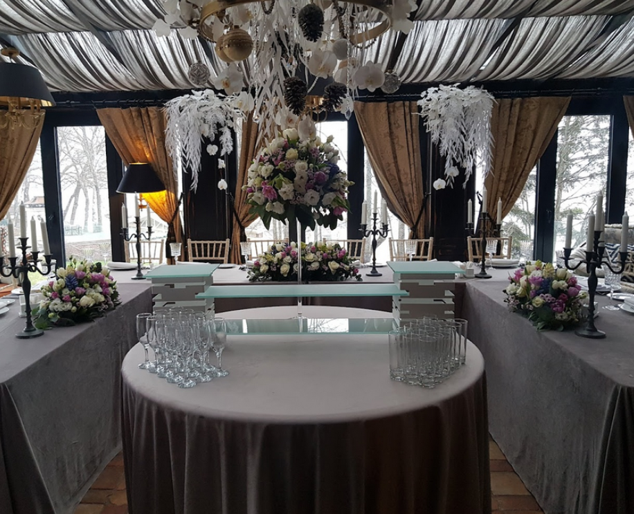 Площадка № 6-2. Свадебный организатор Москва