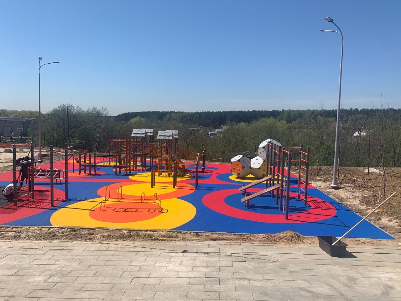 ПРОСПЕКТ КУПРИНА 40. Recro