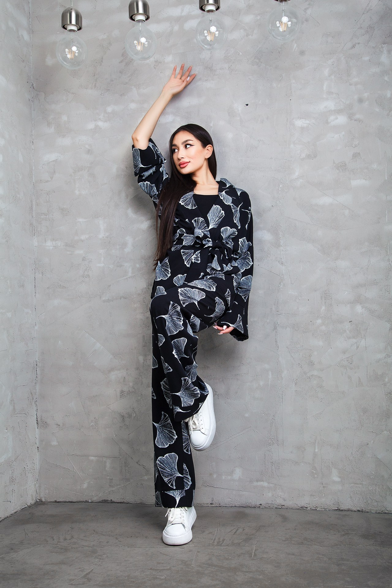 Реклама женской одежды. Натан Супервайзер по Продакшену