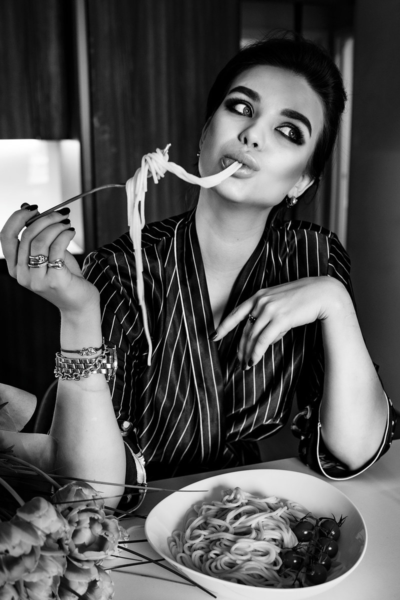 Паста. Эротико-драматический фотограф Маруся Скоробогатова