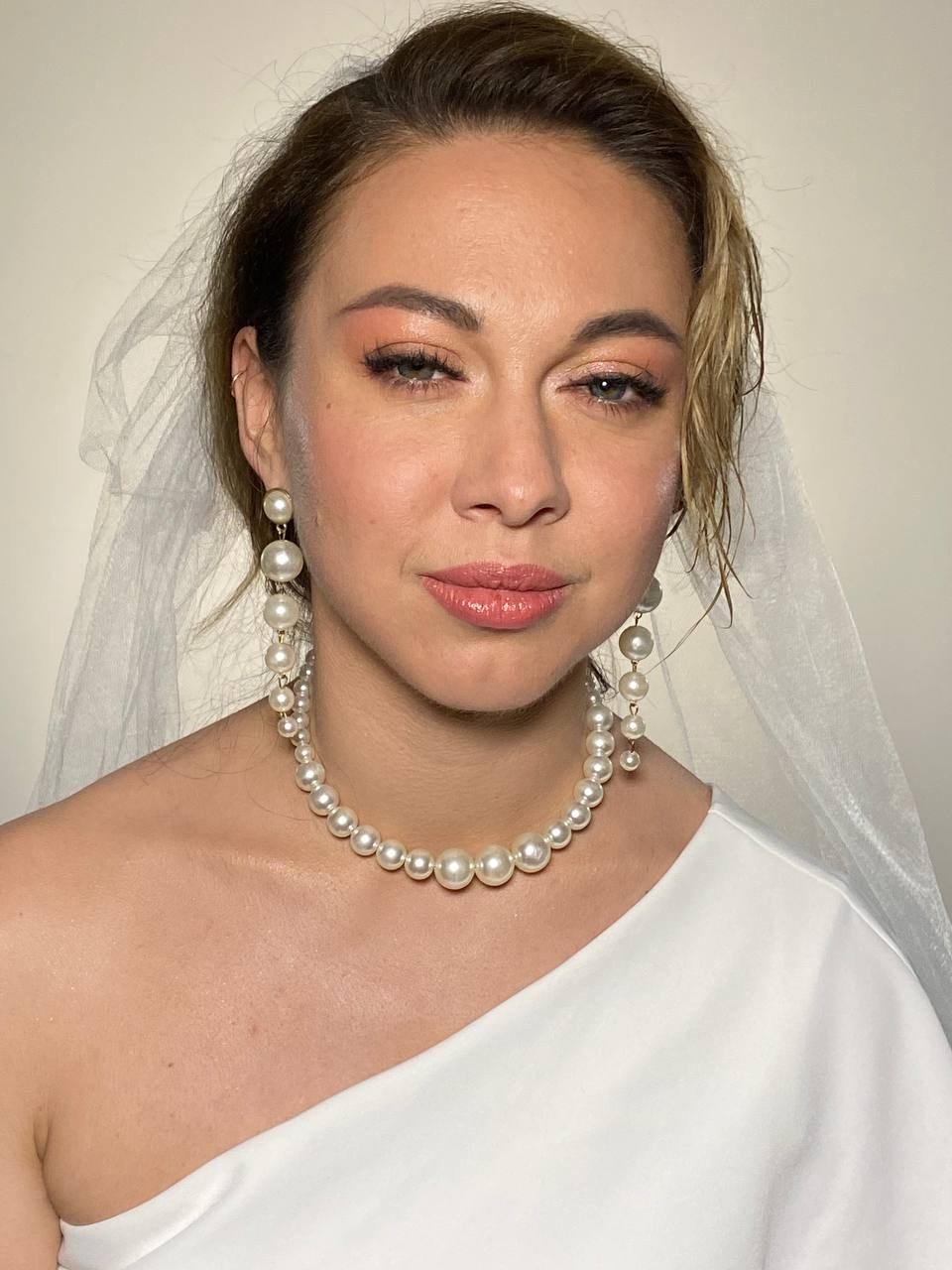 Невеста. Наталья Даньшина — Визажист-Стилист причесок