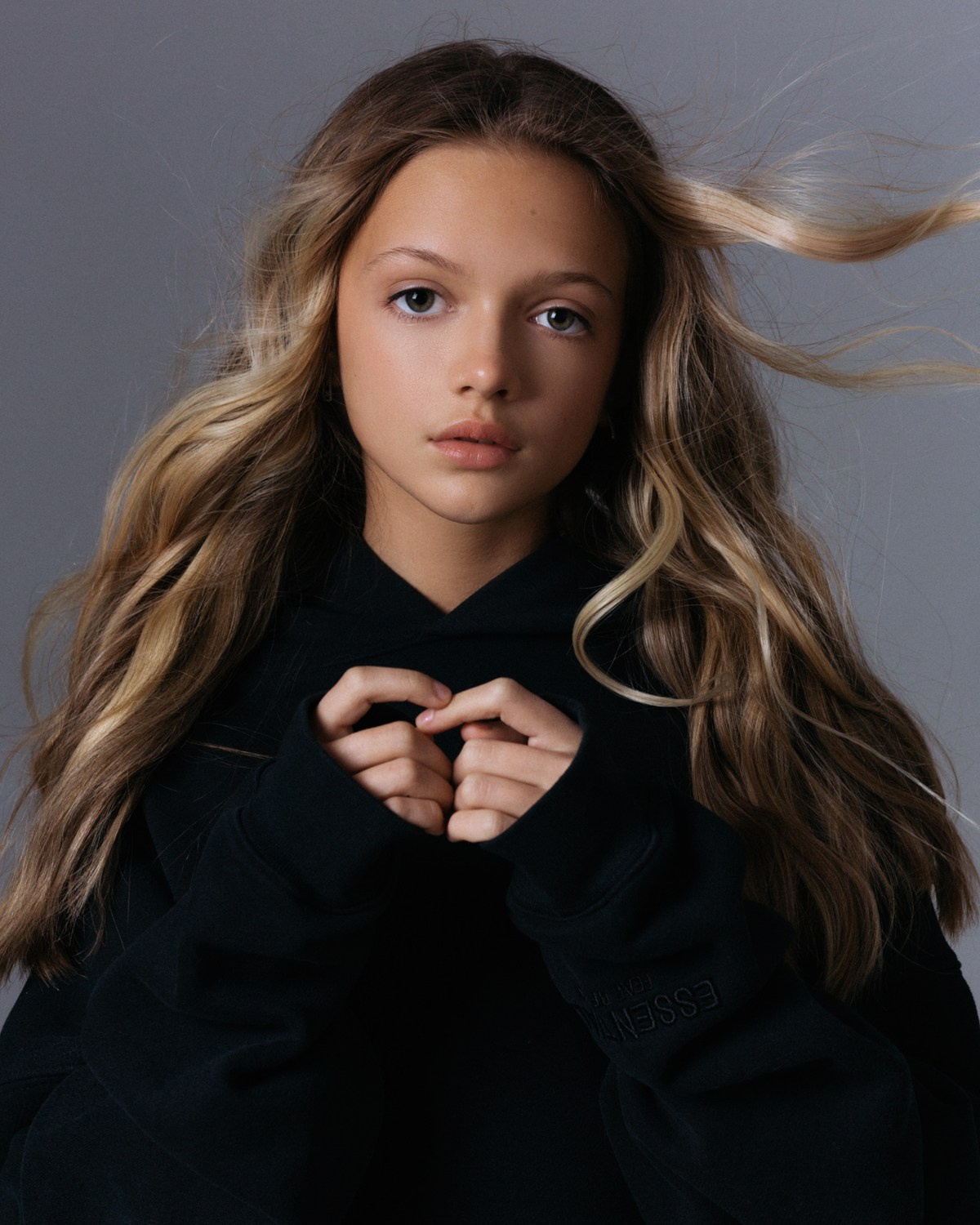 СЪЕМКИ В СТУДИИ. Oksanaseregina.wfolio.pro