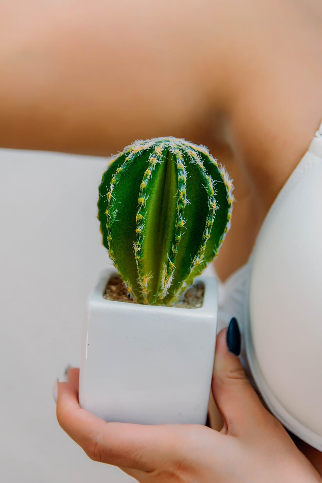 Лариса. Мастер по шугарингу. Фотограф Алёна Царькова. Киселевск