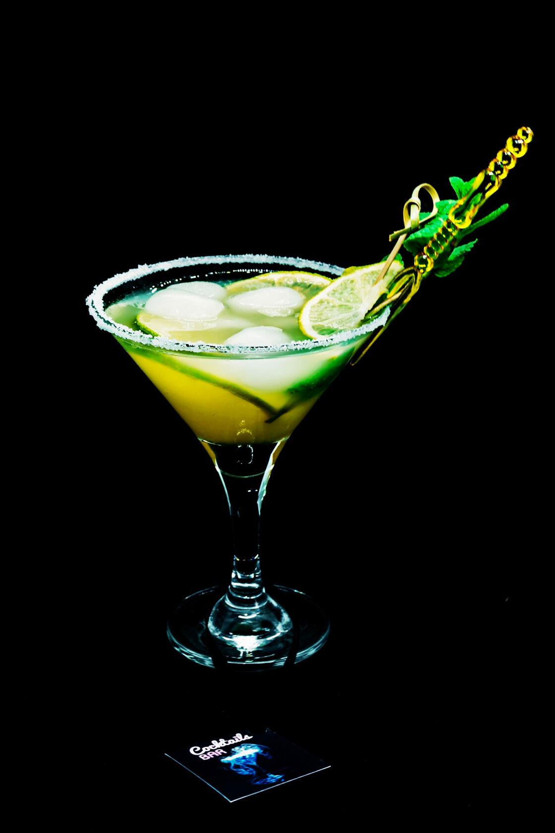 CocktailBar. Фотограф Алёна Царькова. Киселевск