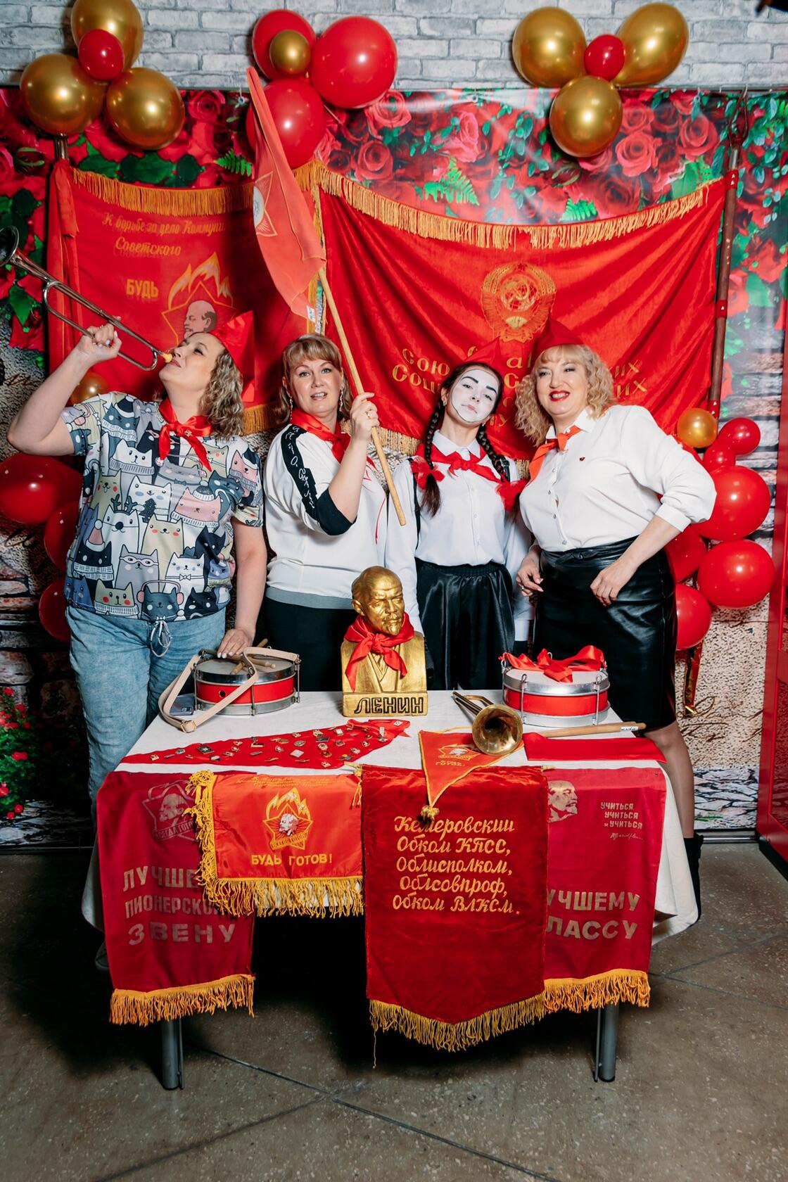 Вечеринка «Назад в СССР». Фотограф Алёна Царькова. Киселевск